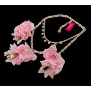 Lilly Pulitzer Goldtone Pink Floral Petals Statement Necklace NEW $98